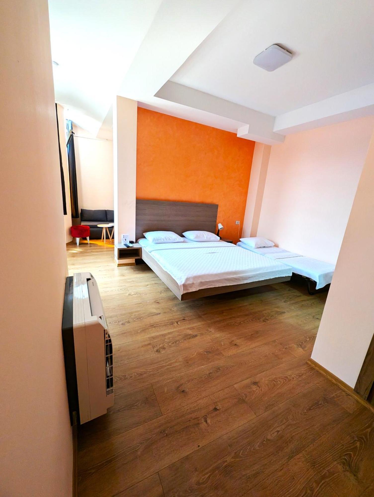 Easy Apartments Куманово Екстериор снимка